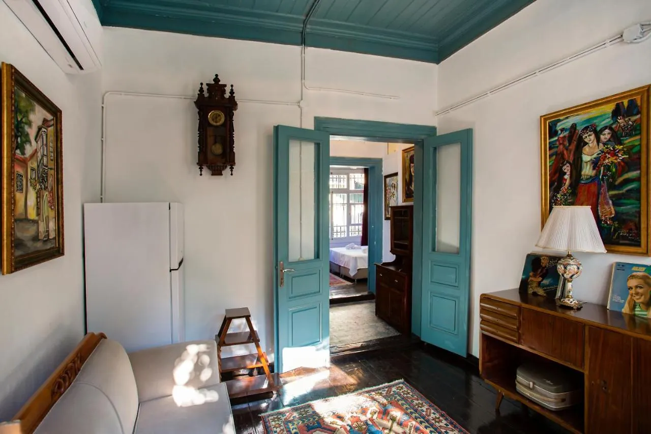 Mansion With Lemon Tree Apartment Izmir Turkey