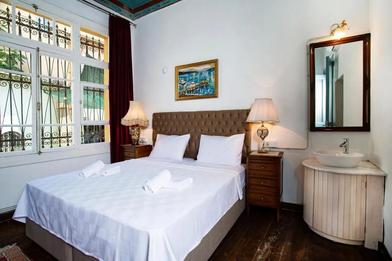 Mansion With Lemon Tree Apartment Izmir 0*,  Turkey